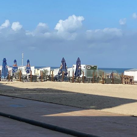 Appartement Rdc Avec 1 Chambre A 5 Metres A Pied De La Digue De La Panne Eksteriør billede
